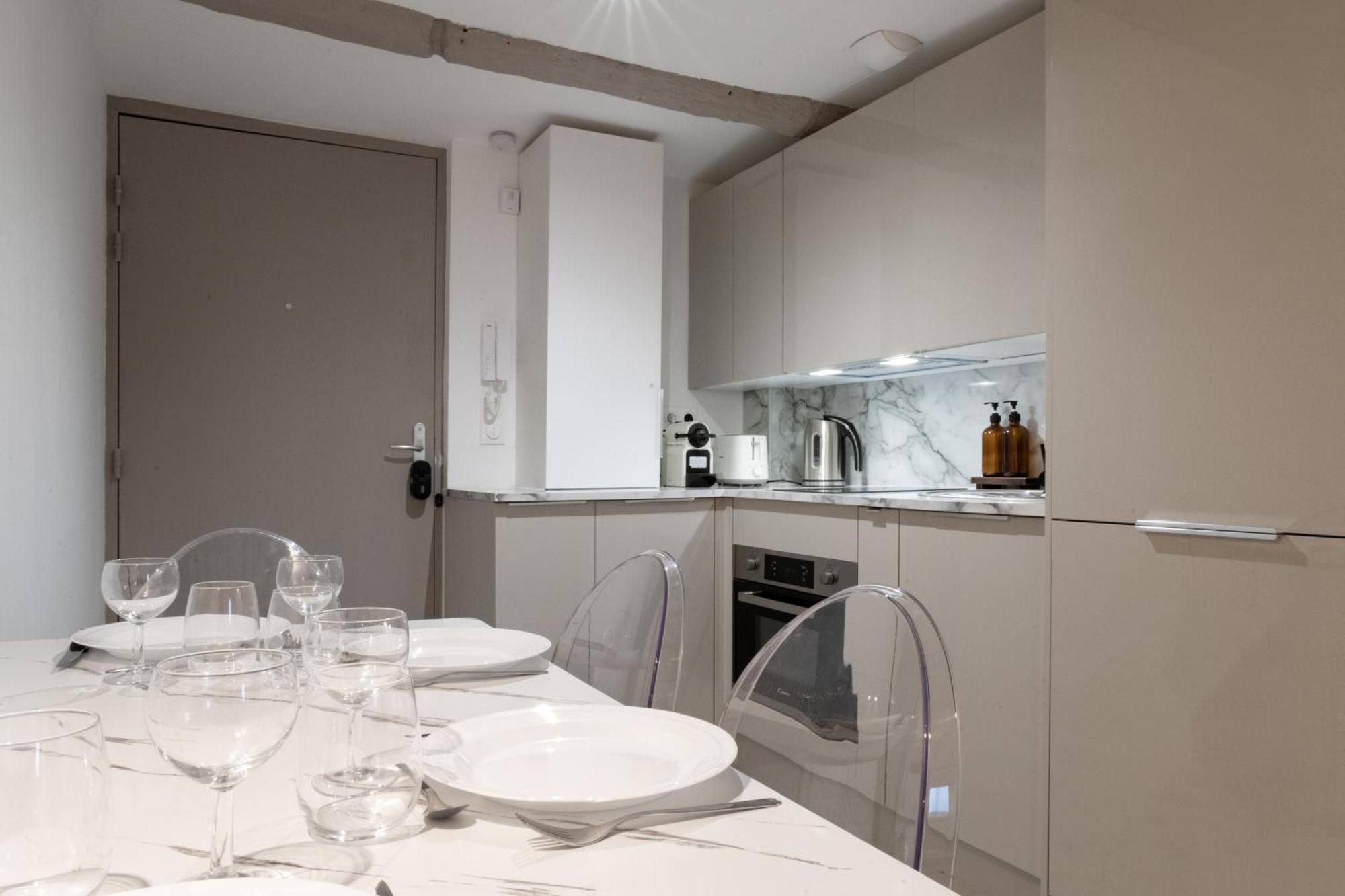 Suite Cathedrale Haut De Gamme + Parking - N°8 Rouen Exterior foto